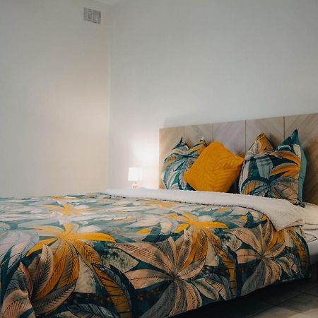 Superbe Appartement 32M2 Quartier Calme 800M Des Arenes Νιμ Εξωτερικό φωτογραφία